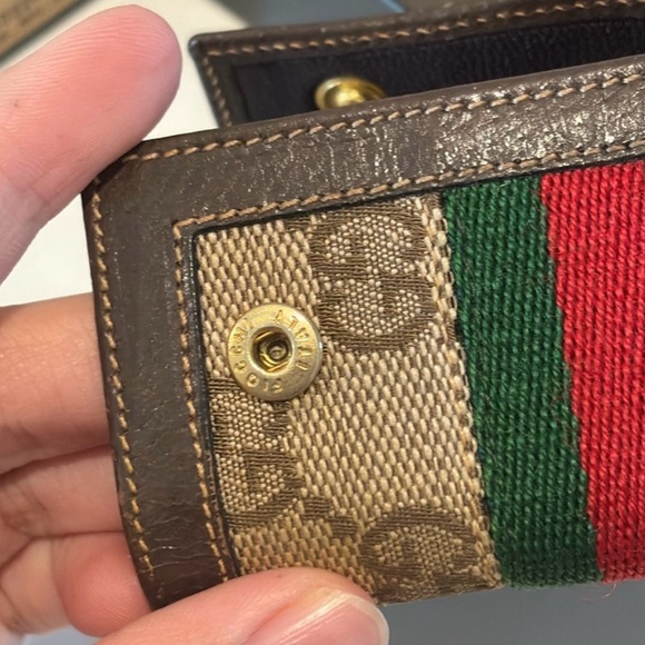 Gucci Sherry Line Vintage Key
Holder Key Case W/ Box - Picture 11 of 11